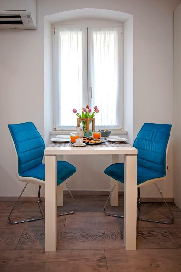 רוביני Studio Apartment Kris מראה חיצוני תמונה